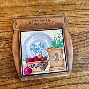 Pfaltzgraff American Originals York PA kitchen trivet hot plate cottagecore